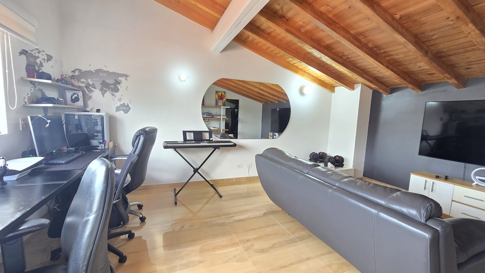 Living Area 2 in living_area