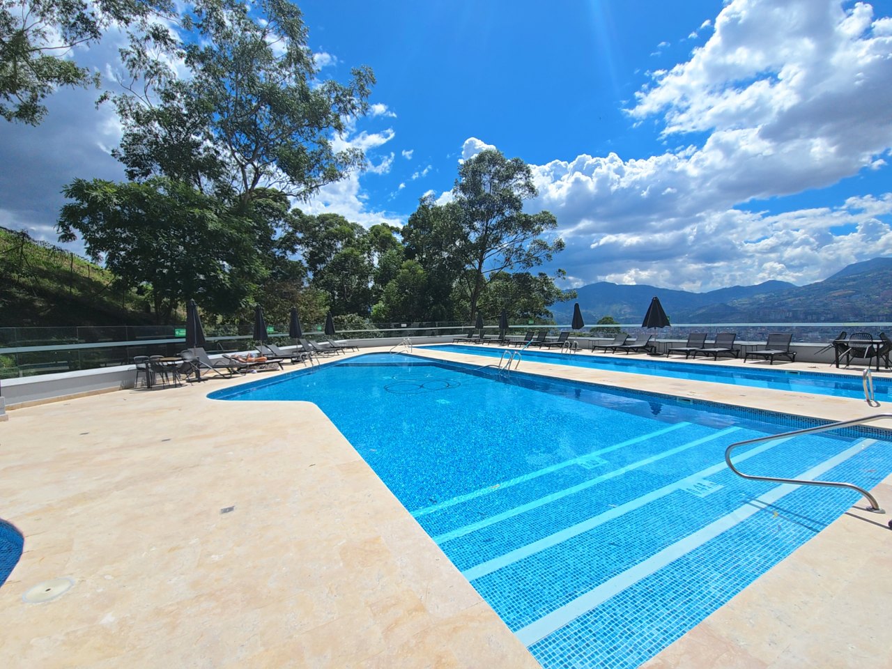 Pool & Spa in pool